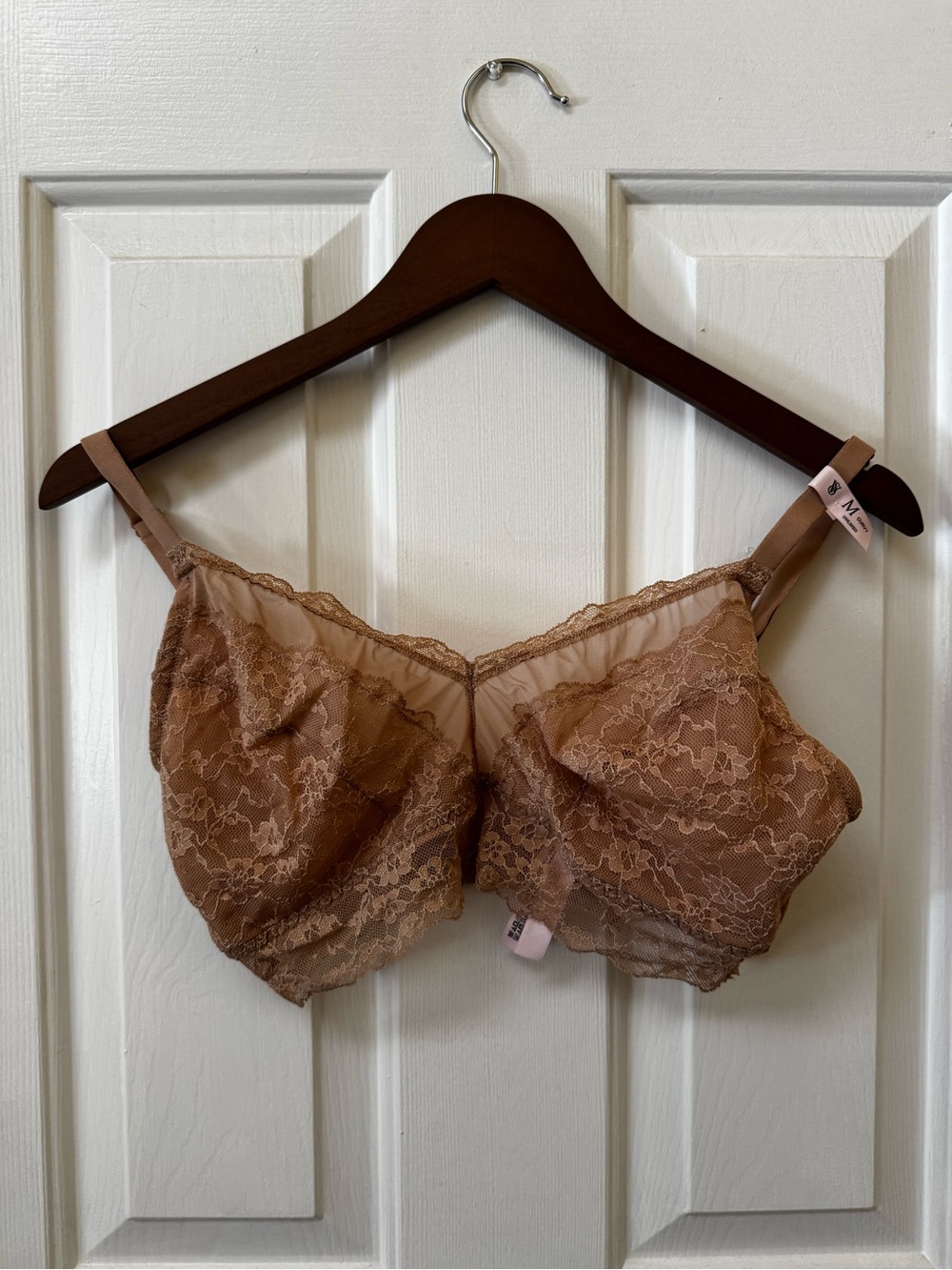 ✨NWT✨ VS Lace Unlined Bra